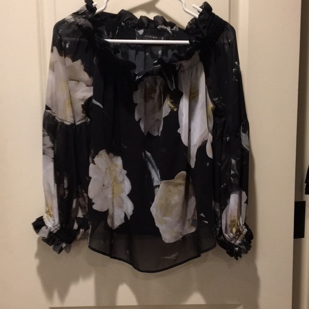 Religion women floral lined top flowy sheer sleeves elastic neckline/cuff size S